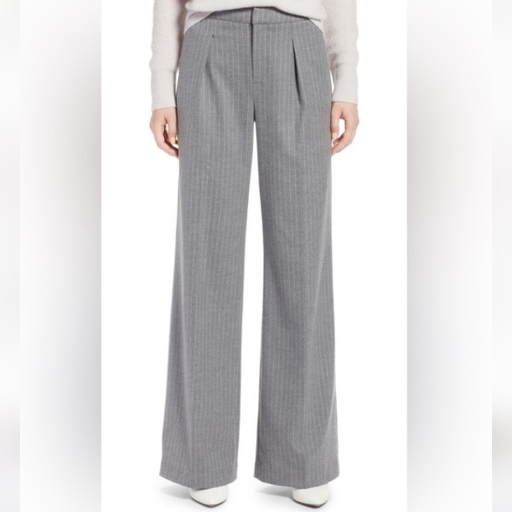 Halogen Gray Pinstripe Wide Leg Pleated Pants Sz 8